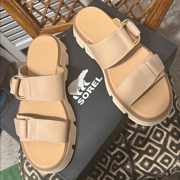 Sorel Women's Tan Sandals - Picture 1 of 7